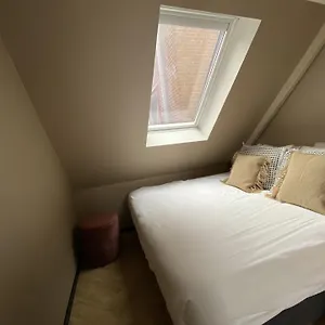 https://ocean-house-scheveningen.thehaguehotels.net